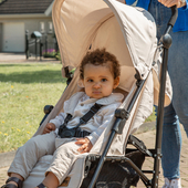 The Otis stroller is a Lightweight and versatiel option, perfect for children from 0 months up to 15kg. 💫⁣⁣⁣⁣⁣
⁣⁣⁣⁣⁣
☑️ Backrest adjustable in 5 positions⁣
☑️ Footrest adjustable ⁣
☑️ 5-point safety harness⁣
☑️ Canopy⁣
☑️ Swift wheels⁣
☑️ Ergonomic handles⁣
☑️ Shopping basket