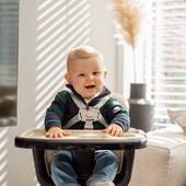 From messy meals to memorable moments; our High Chair Daily is perfect for dinnertime. When you no longer need a high chair you can transform the Daily into a little chair! ✨🍽️ ⁣
⁣
⁣
⁣
#Ding #DingBaby #HighChair #Mealtime #Toddlerlife