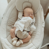 Swinging into relaxation mode. 🌿💤⁣
⁣
⁣
📸: @sandynicolevanvalen⁣
⁣
⁣
⁣
⁣
#Ding #DingBaby #BabyChill #PeacefulMoments #BabySwing #BabyMusthave